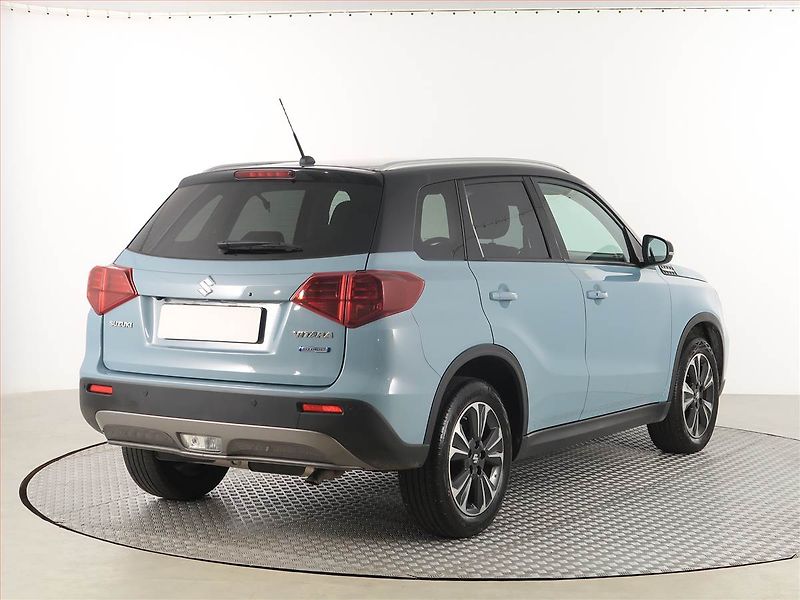 Suzuki Vitara (2023) Elegance 1.4 BoosterJet - fotka 5 z 18