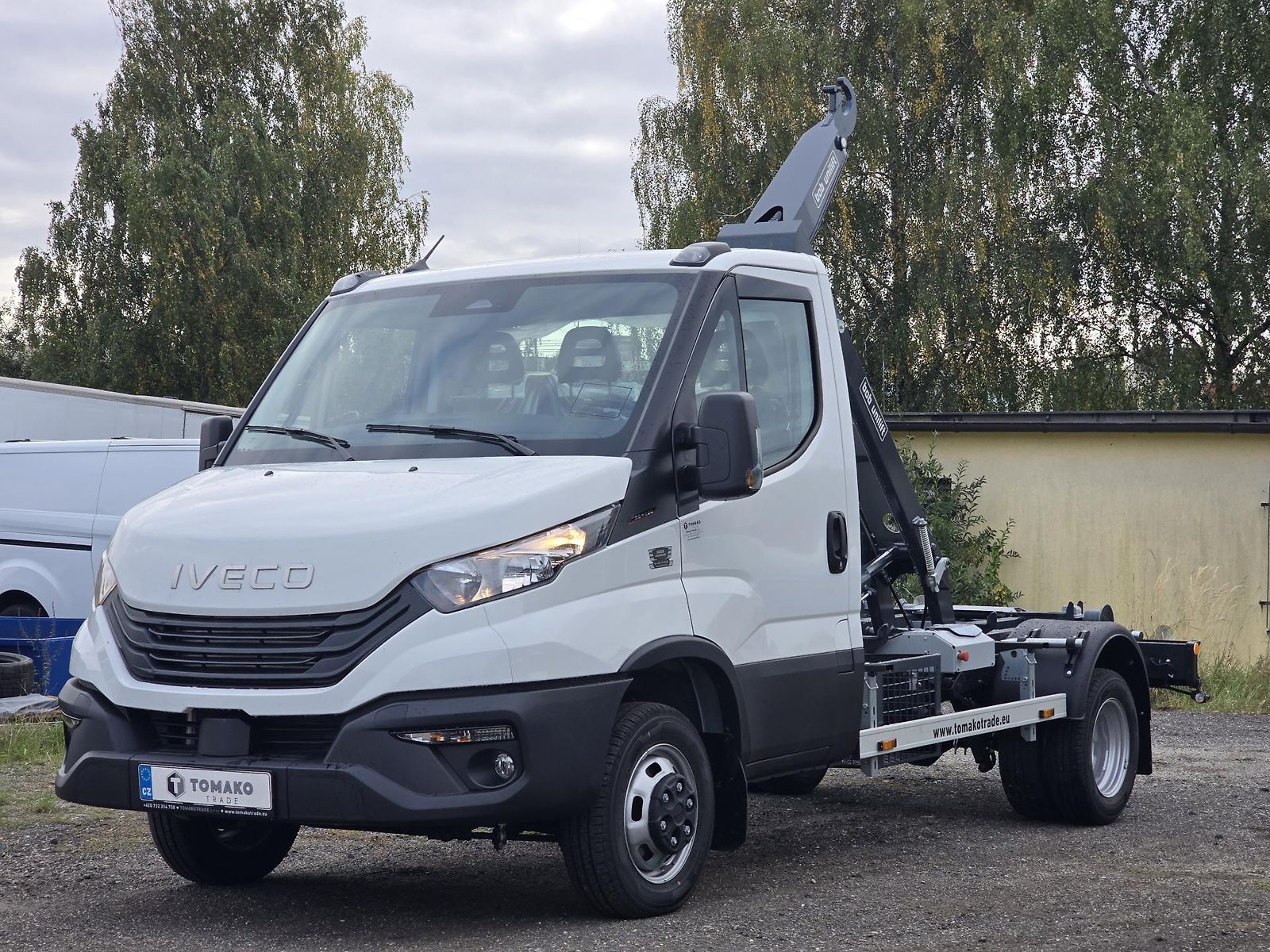 Iveco Daily NOSIČ KONTEJNERŮ DO 3,5 TUNY!