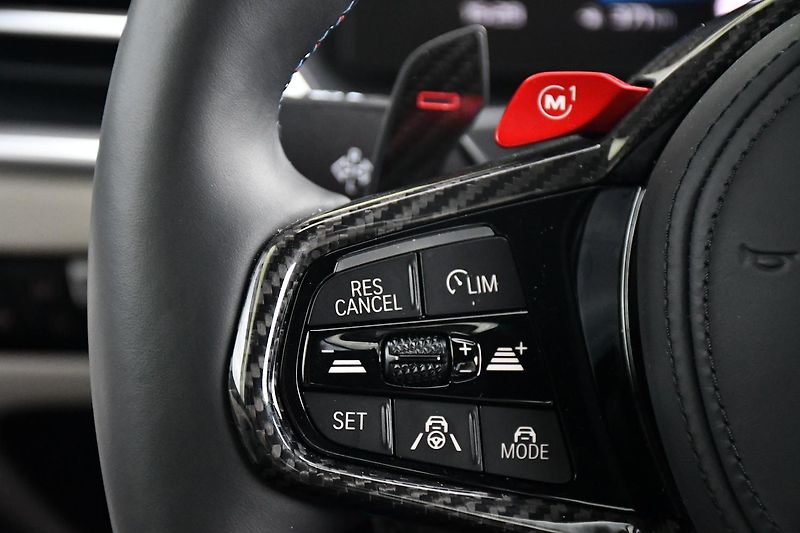 BMW M3 COMP.HUD XD H/K CARBON ZÁRUKA - fotka 24 z 47