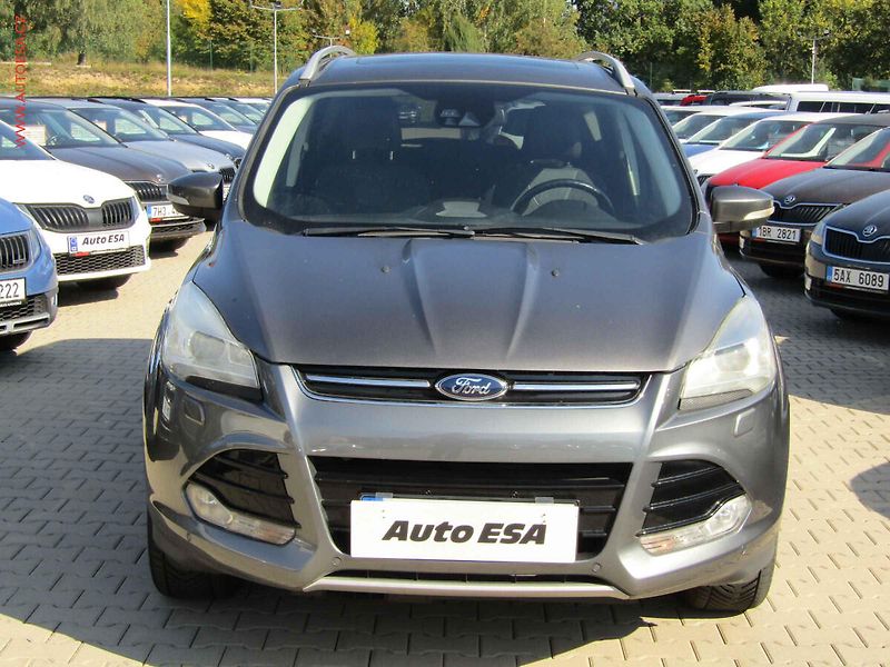 Ford Kuga (2014) 2.0 TDCi 4x4, Titanium, AT - fotka 2 z 19