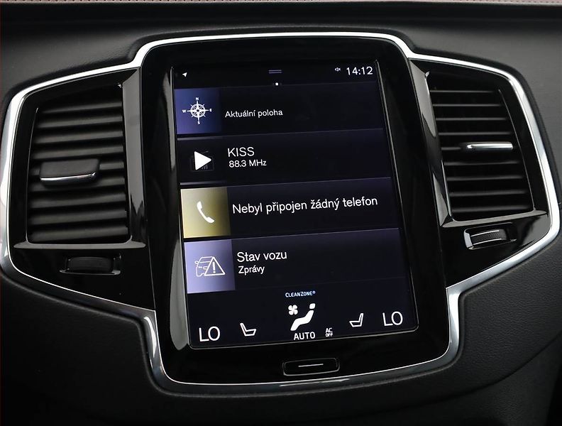 Volvo XC90 (2019) T6 AWD - fotka 15 z 21