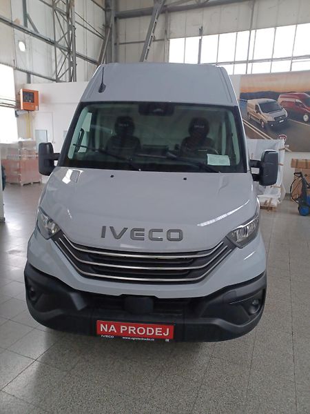 Iveco Daily (2026) 35S18 klima, automat - fotka 2 z 5