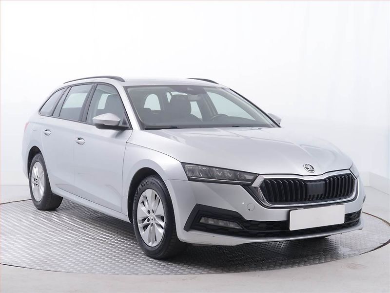 Škoda Octavia (2021) Ambition 2.0 TDI, ČR,1.maj - fotografie inzerátu
