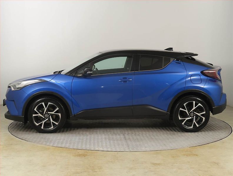 Toyota C-HR (2017) 1.2 Turbo, Serv.kniha - fotka 3 z 24