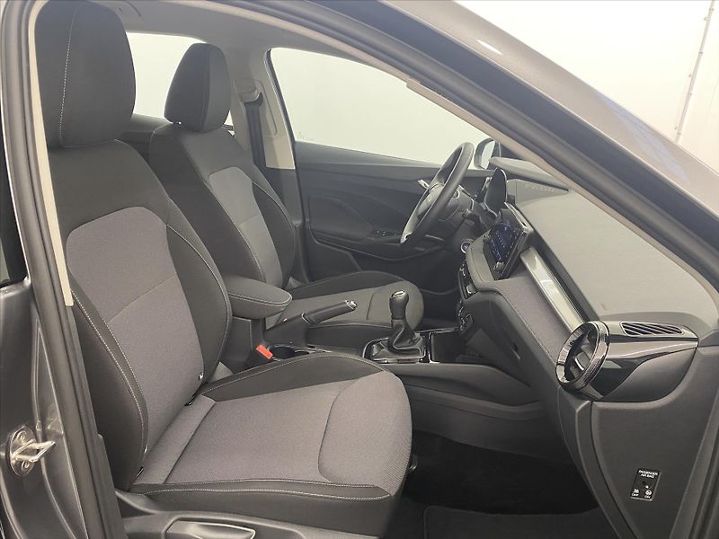 Škoda Fabia 1,0 MPI 59kW Selection - fotka 8 z 22