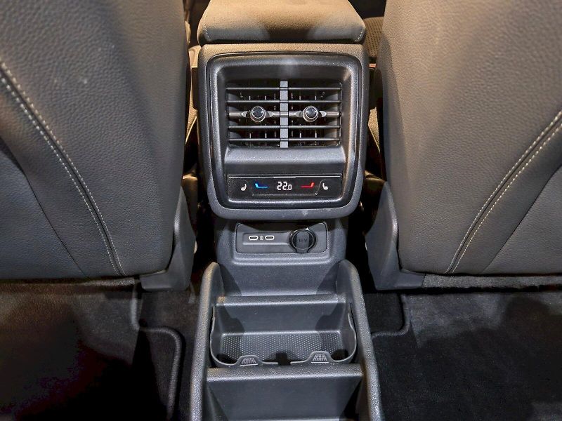 Škoda Kodiaq (2025) iV 1.5 TSI 150 kW DSG Sportlin - fotka 27 z 34