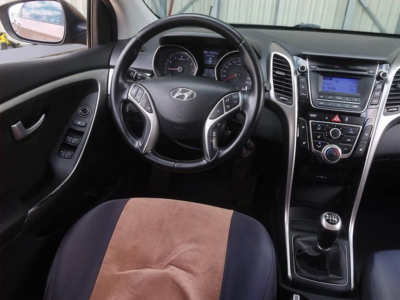 Hyundai i30 (2014) 1.4 CVVT, Serv.kniha, Tempomat - fotka 7 z 16