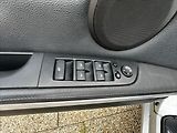 BMW Řada 3 325d kabrio, automat - náhled 23