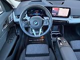 BMW X1 (2025) xDrive 20d PANORAMA Tažné HUD - náhled 23