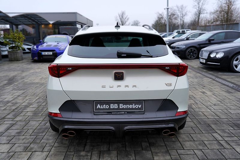 Cupra Formentor VZ5 2.5 TSI DSG 4Drive,Taiga G - fotka 5 z 50
