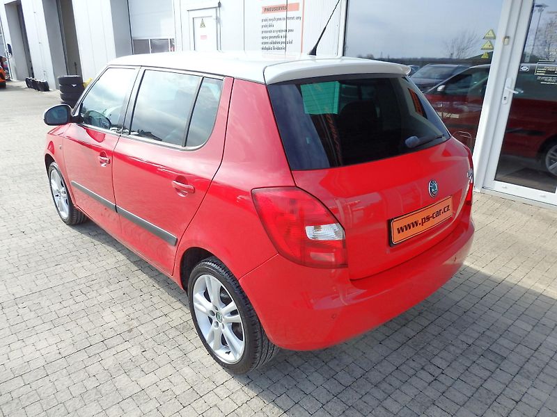 Škoda Fabia 1,4 16V SPORT, DIGI KLIMA, 16´ - fotka 5 z 14