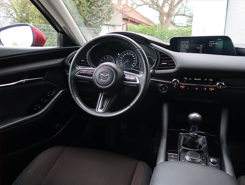 Mazda 3 (2021) 2.0 e-Skyactiv X, Navi - fotka 7 z 23