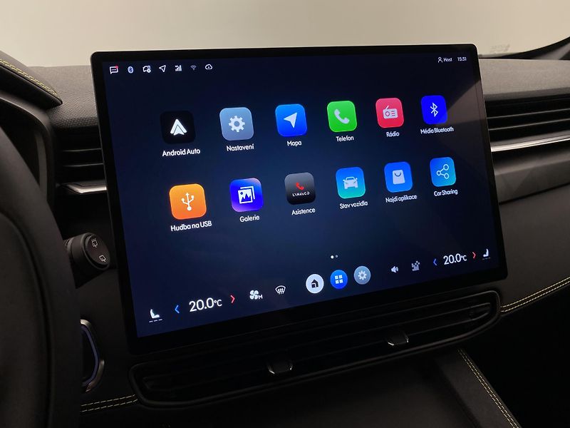 Lynk & Co 01 (2025) 01 CORE PHEV - fotka 36 z 90