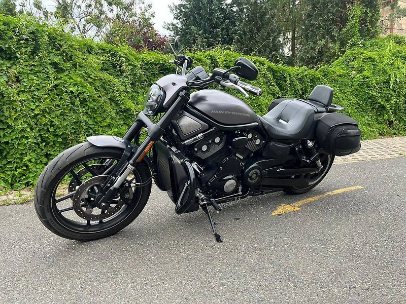 Harley-Davidson VRSCDX Night Rod Special (2016) - fotka 4 z 15