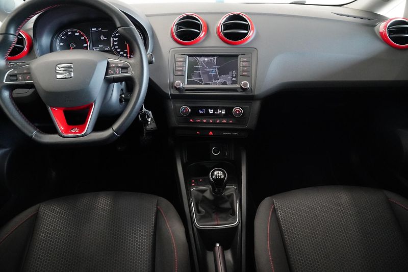 Seat Ibiza - fotka 5 z 28