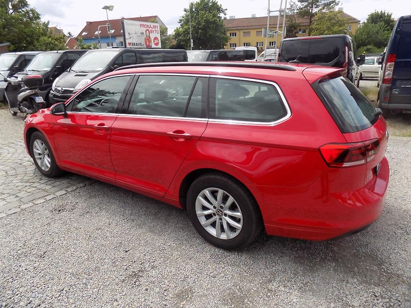 Volkswagen Passat 2,0 TDI DSG SUPERSTAV!!! - fotka 16 z 41