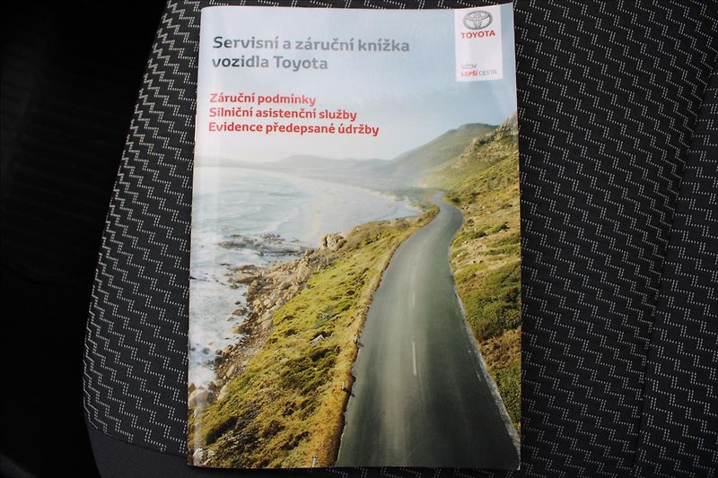 Toyota Verso 1,8 VVT-i  NOVÉ V ČR,1.MAJITEL - fotka 27 z 29