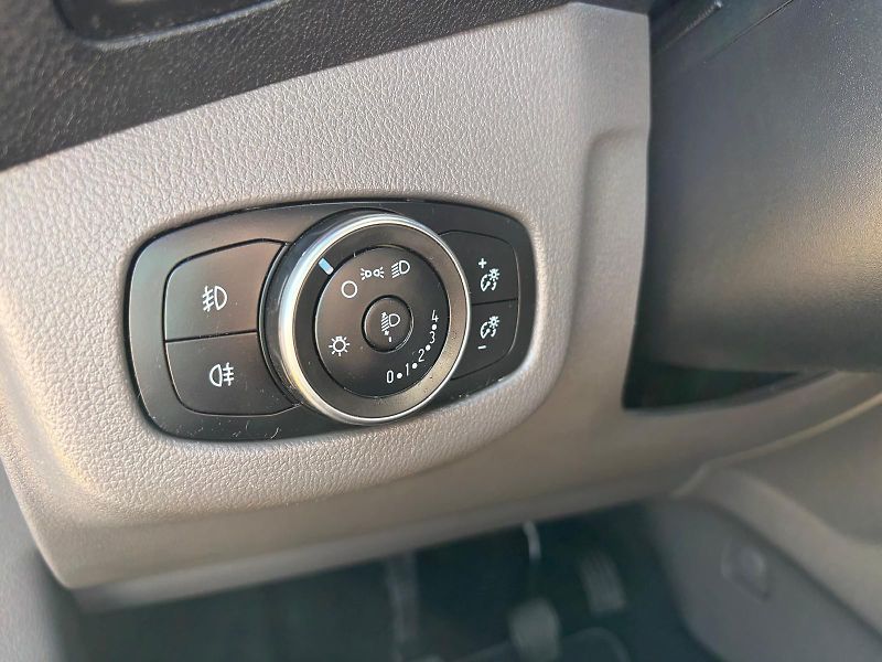 Ford Tourneo Connect 1.5TDCi 74kW*PO SERVISU*ČR* - fotka 15 z 16