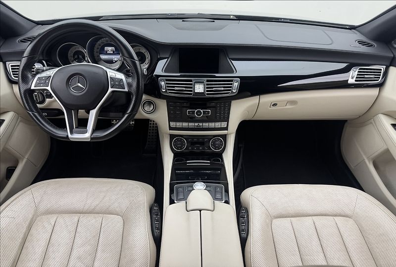 Mercedes-Benz CLS 3,0 DPH 4X4 H/K AMG LED ACC ČR - fotka 7 z 59