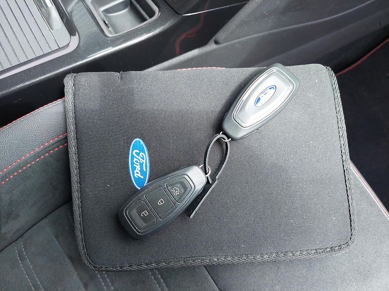 Ford Kuga (2018) ST Line  - fotka 26 z 33