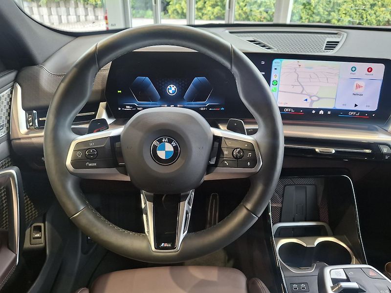 BMW X2 xDrive20d M-Sport - fotka 12 z 27