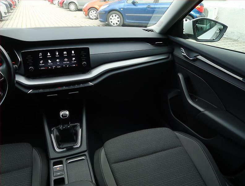 Škoda Octavia (2020) 2.0 TDI, ČR,1.maj, Tempomat - fotka 8 z 19