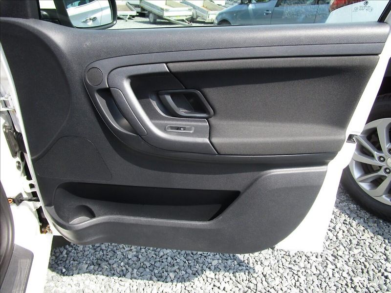 Škoda Fabia Combi 1.2i 12V Ambiente, Klima - fotka 21 z 41