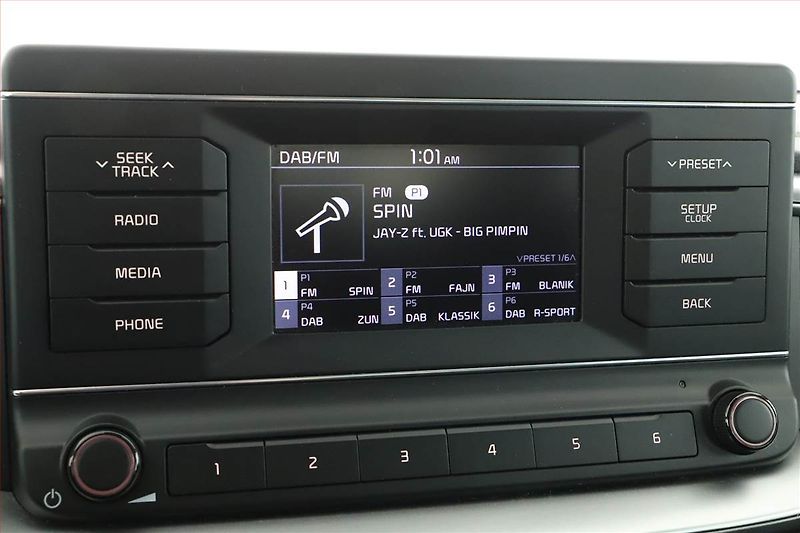 Kia Ceed (2022) Fresh 1.0 T-GDI, ČR,1.maj - fotka 9 z 13