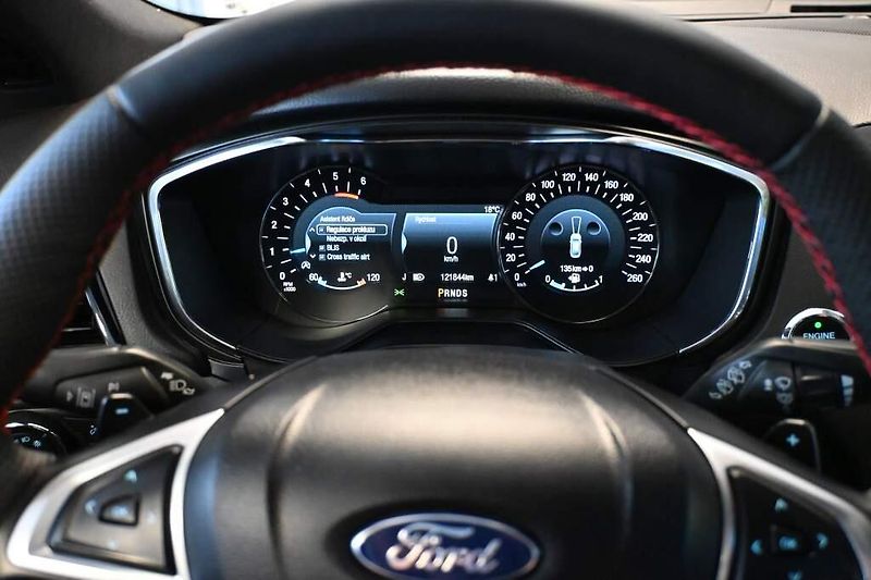 Ford Mondeo (2022) 2.0 ST-LINE LED SONY ACC Tažné - fotka 33 z 43