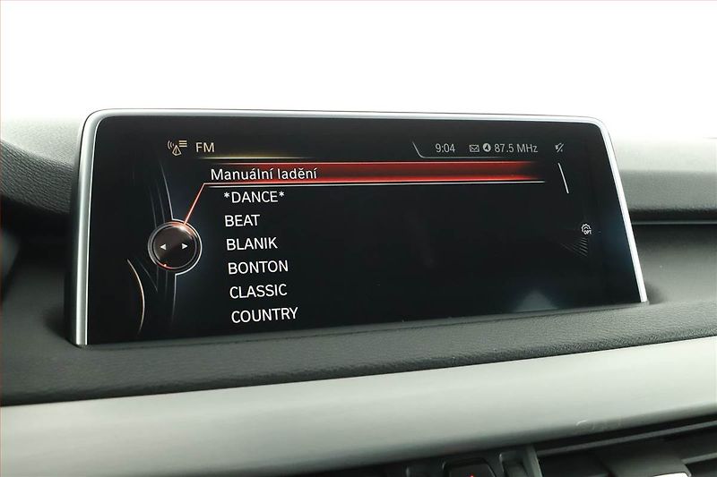 BMW X5 (2015) xDrive40d, 4X4, Automat, Kůže - fotka 9 z 19