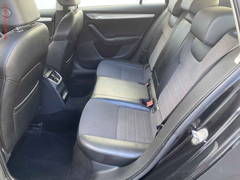 Škoda Octavia (2014) 2.0 TDI, DSG, navi, bixen - fotka 10 z 17