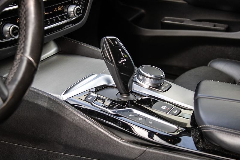 BMW Řada 6 - fotka 23 z 47
