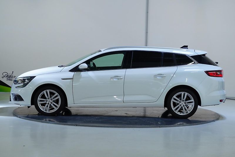 Renault Mégane - fotka 3 z 28