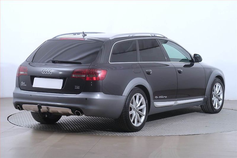 Audi A6 Allroad (2011) 3.0 TDI, 4X4, Automat, Navi - fotka 5 z 24