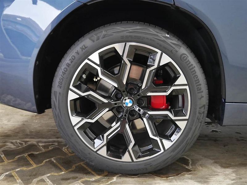 BMW X3 xDrive 40d - fotka 5 z 8