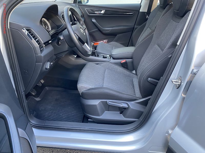Škoda Karoq (2018) 2.0 TDi 4x4, Style, +ALU - fotka 9 z 16