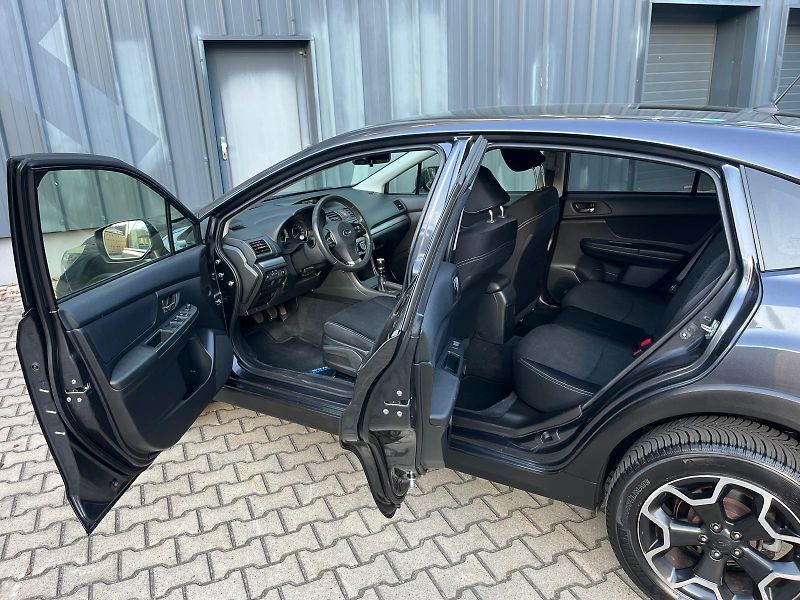 Subaru XV 2,0i AWD Comfort / servis.kn. - fotka 5 z 17