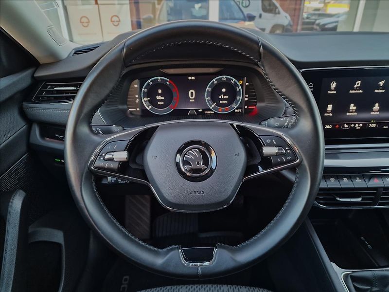 Škoda Octavia 2.0 TDI Style,původ ČR,1.Maj - fotka 21 z 50