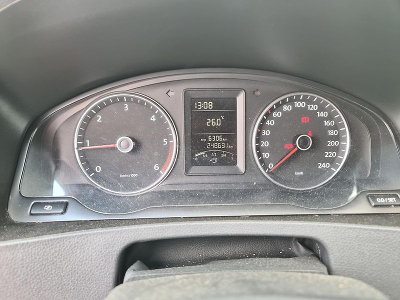 Volkswagen Multivan T5 2.0 TDi 103-KW KLIMA 7-MÍST - fotka 29 z 42