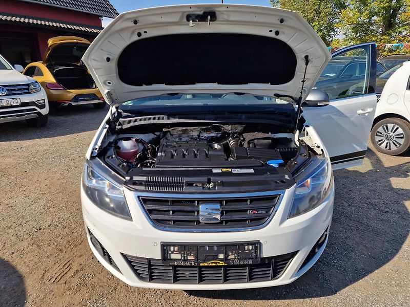 Seat Alhambra 2,0TDI FR-LINE 7MÍST TAŽNÉ  - fotka 23 z 23