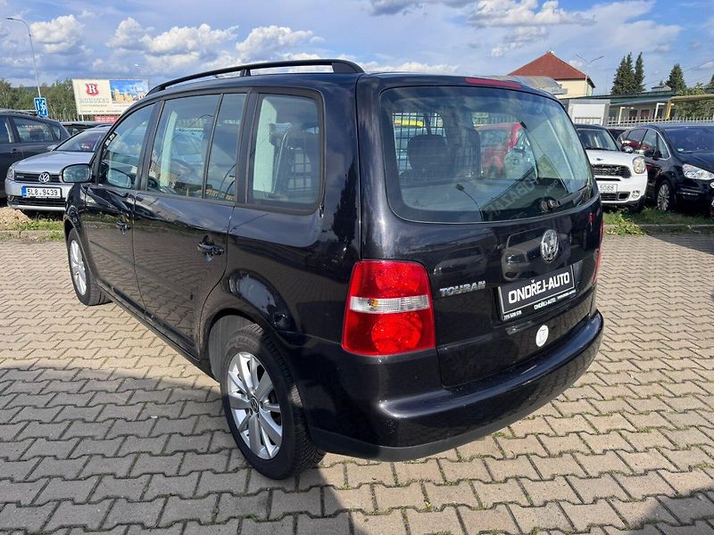 Volkswagen Touran (2005) 1,6 MPI 75 KW SPOJKA STK - fotka 4 z 48