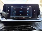 Peugeot 2008 (2023) AllurePack 1.2 PureTech EAT8 - náhled 29