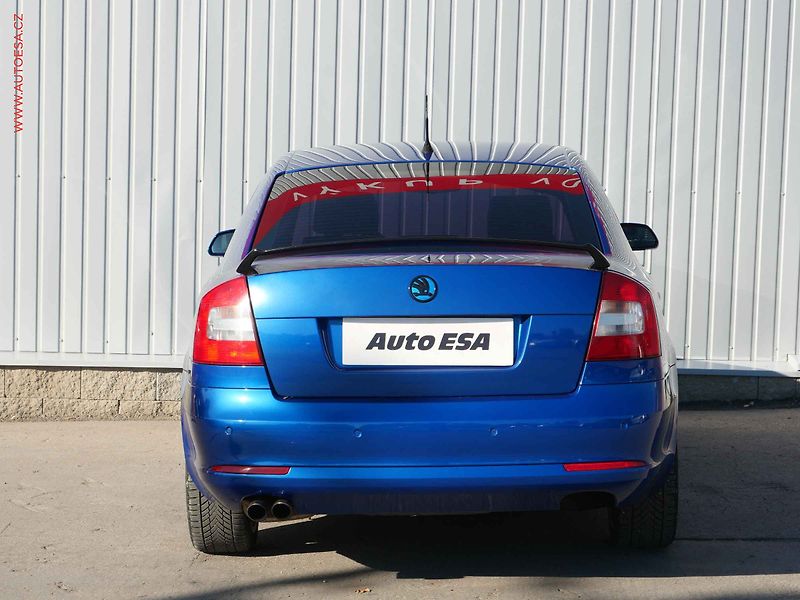 Škoda Octavia (2006) 2.0 FSi, RS - fotka 5 z 17