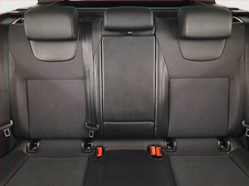 Škoda Octavia (2018) 1.6 TDI, Automat, Kůže - fotka 10 z 17