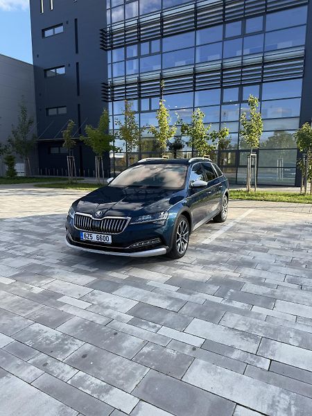 Škoda Superb (2019) Superb 3 Combi, 2.0 TDI,4x4DSG - fotka 1 z 11