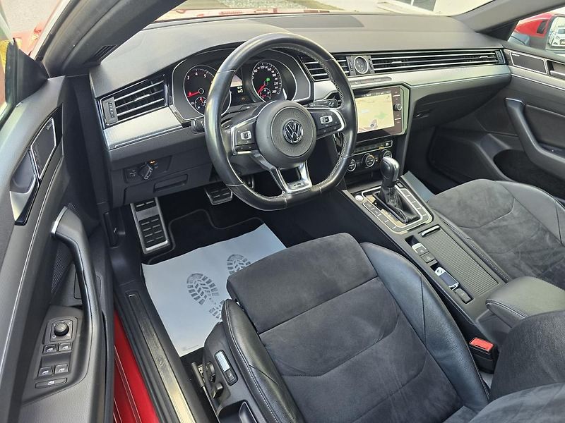 Volkswagen Arteon R-LINE 200kW KŮŽE NAVI KAMERA - fotka 11 z 49