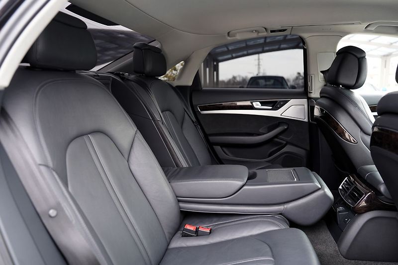 Audi A8 3.0 TFSI Quattro/Tiptr./290 PS - fotka 29 z 50