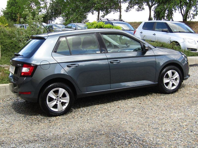 Škoda Fabia (2019) 1.0 MPI 55kW TOP QUALITY - fotka 4 z 39