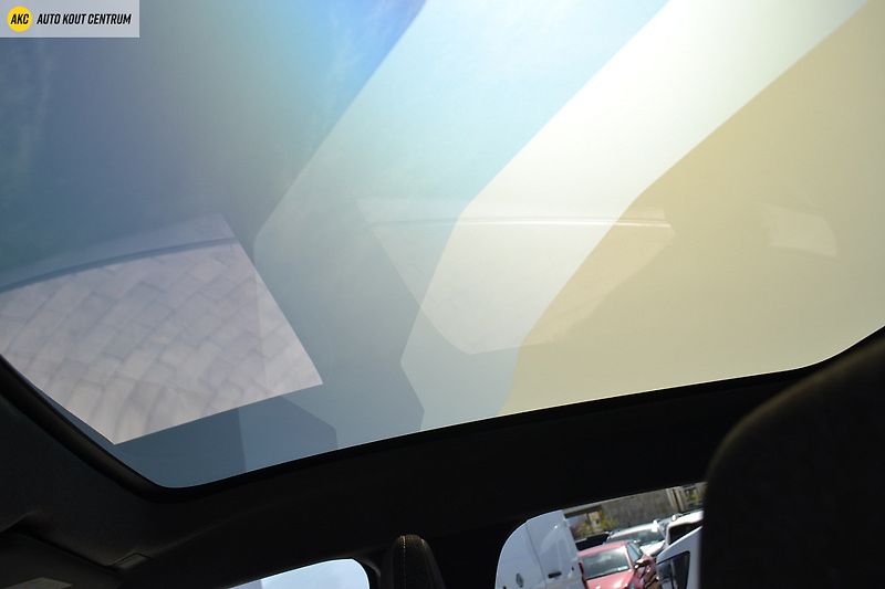 Renault Symbioz TECHNO MILD HYBRID 140 PANORAM - fotka 49 z 64