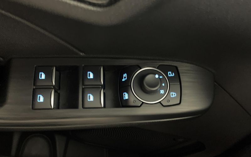 Ford Kuga ST-Line X PHEV, ČR, 1.MAJ - fotka 23 z 28